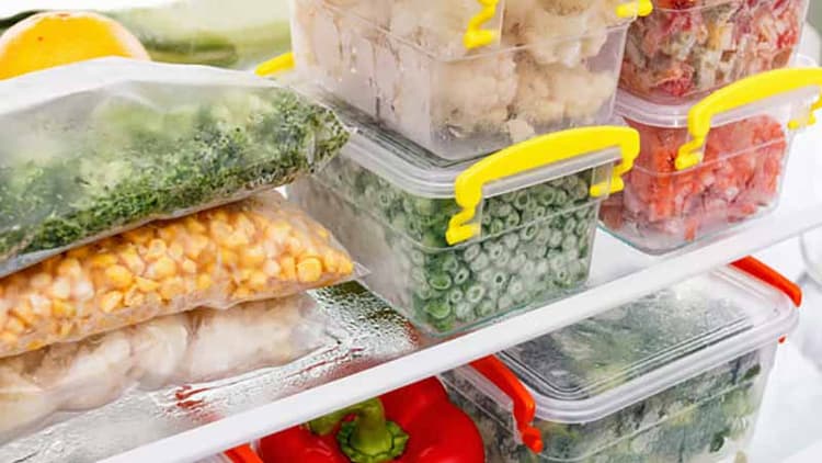 Food Leftovers 101: A Safe Guide To Keeping And Tossing Leftovers