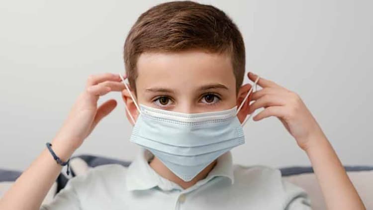 Tips To Keep Your Kids Safe From The Omicron Variant