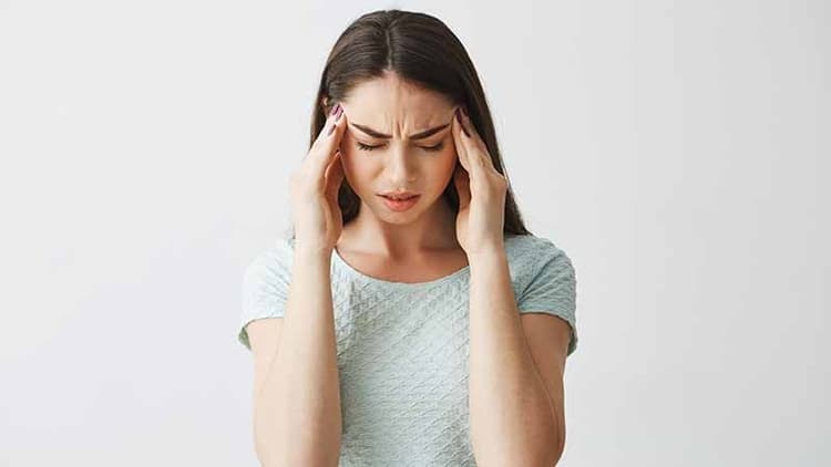 Suffering From A Headache Or Migraine? Know The Difference.