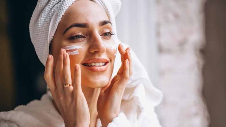 Reasons You Should Not Skip Moisturizer