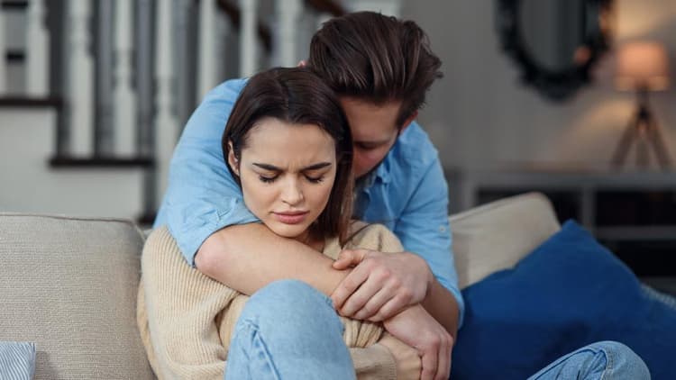 Trauma Bonding: Signs You’re Trauma Bonded