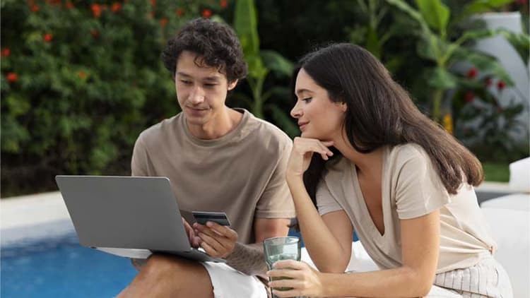 Shopping Online To Soothe Stress Or Anxiety? Ways To Deal With Emotional Spending