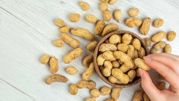 Can Munching On Peanuts Make You Fat?