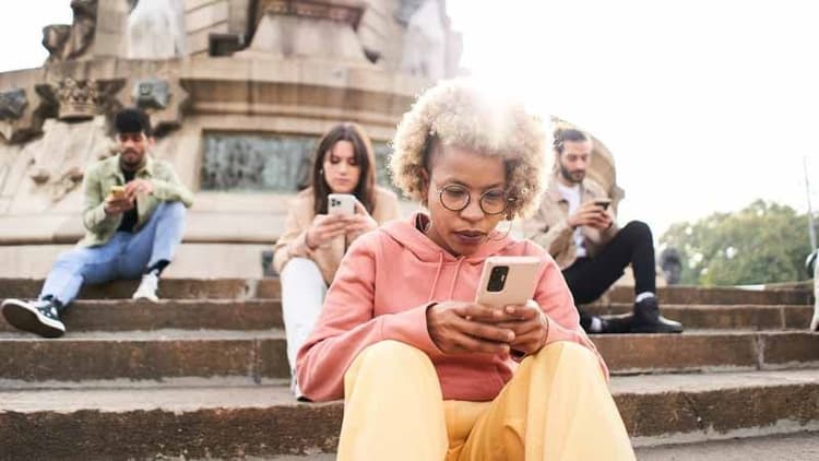 How Social Media Is Shaping Youth Health And Wellness?