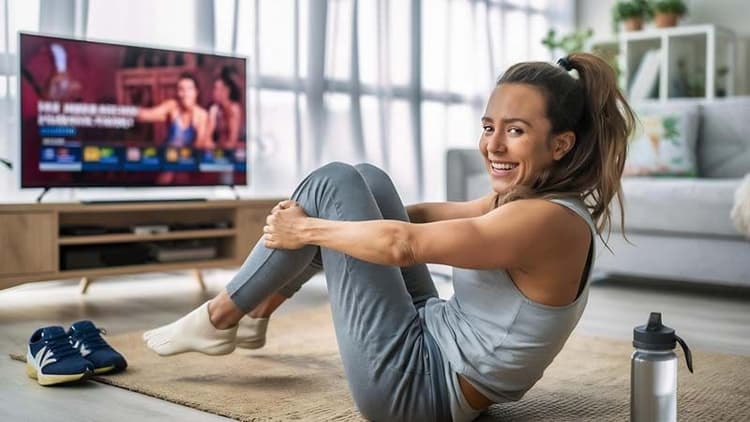 Netflix And Stretch: 2025’s Lazy Wellness Revolution