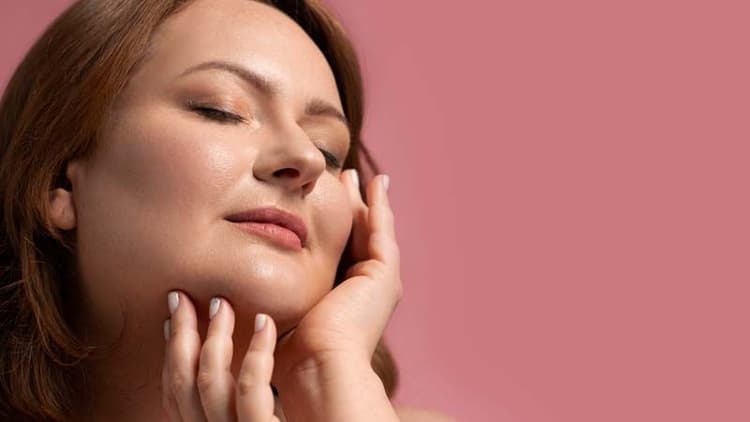 7 Habits Of People With Glowing Skin