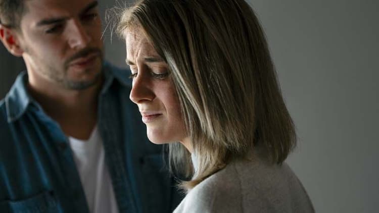 5 Things To Avoid To Stop Feeling Used In A Relationship