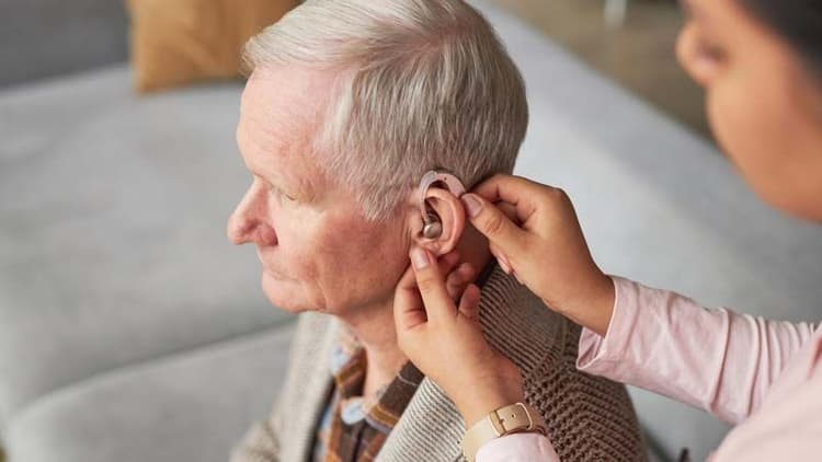 Hearing Loss In Older Adults: Causes, Signs & Solutions