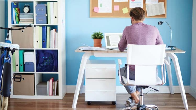 If You Have A Desk Job, You Must Get These Health Tests For Sure!