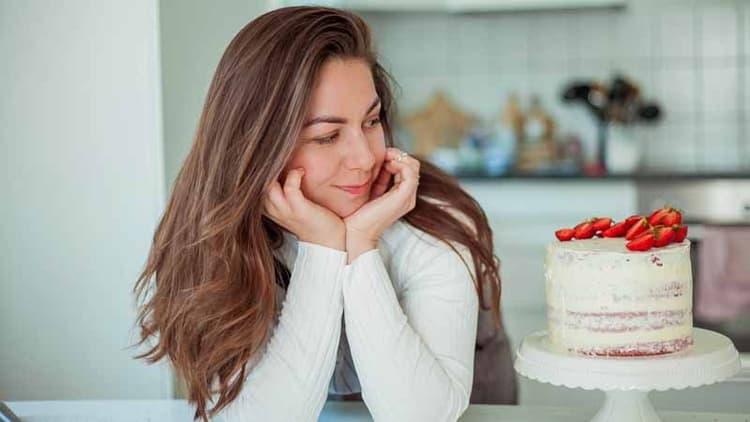 Why Are You Always Craving Sugar — And How Can You Stop It?