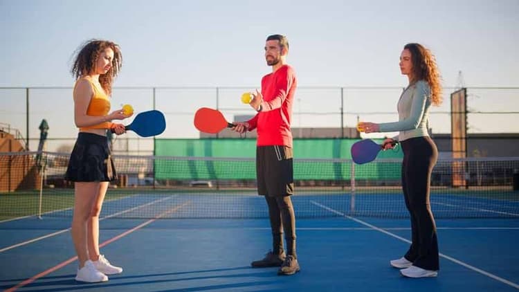 Pickleball Is the New CrossFit? Here’s Why Everyone’s Obsessed